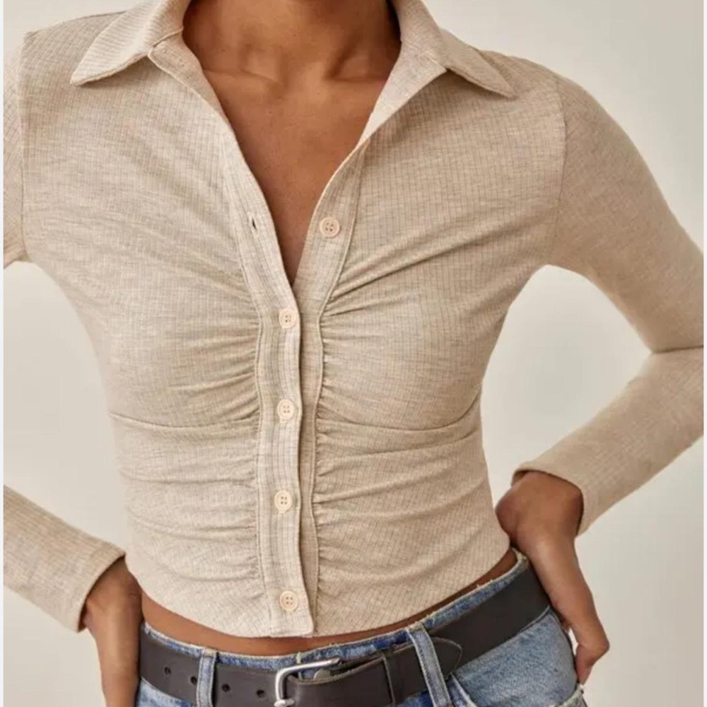 Reformation Women's Light Gray Button-Up Collared Top